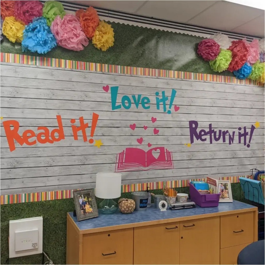 reading bulletin board ideas